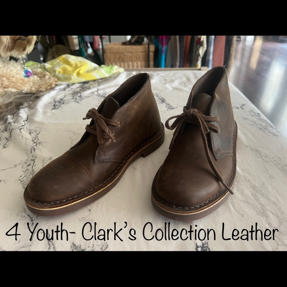4 youth Clarks collection leather dress boots Brand NEW without tags